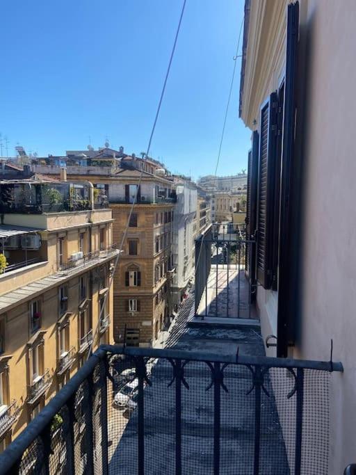 Attico Cavour Prati, Vicino Piazza Navona, Castel Sant'angelo E San Pietro Apartment *